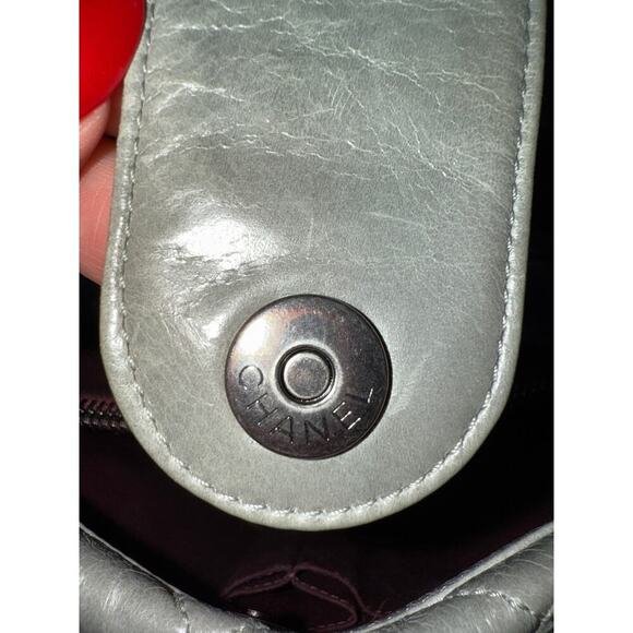 Chanel Grey Quilted Glazed Calfskin Leather Chain Tote Bag - Picture 4 of 12